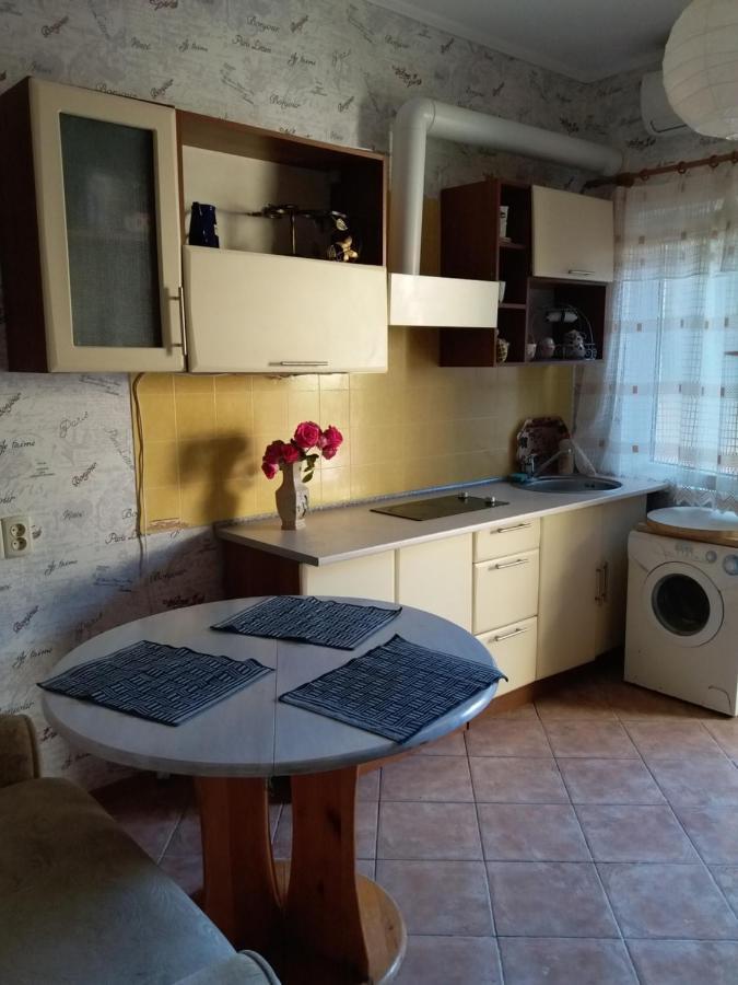 Апартаменты Возле Моря Удельный Odessa Extérieur photo